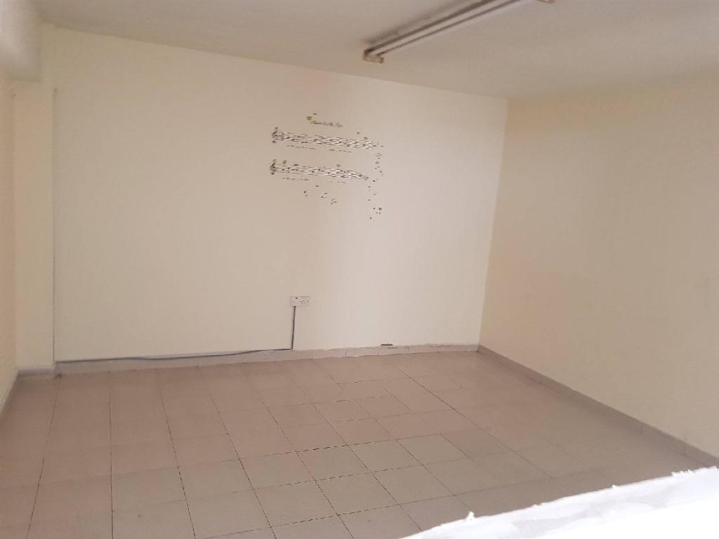 Mixed-use Building-Athienou-PR12854