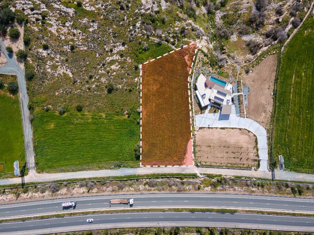 Field (Share) - Konia, Paphos