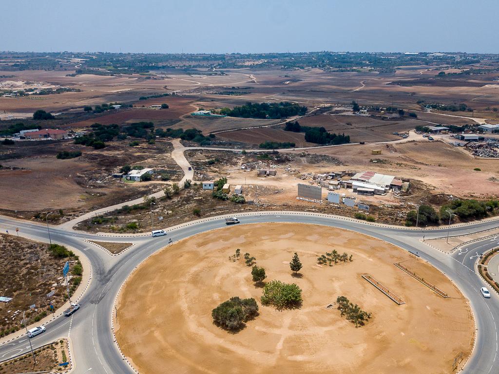Field-Paralimni-PR42643