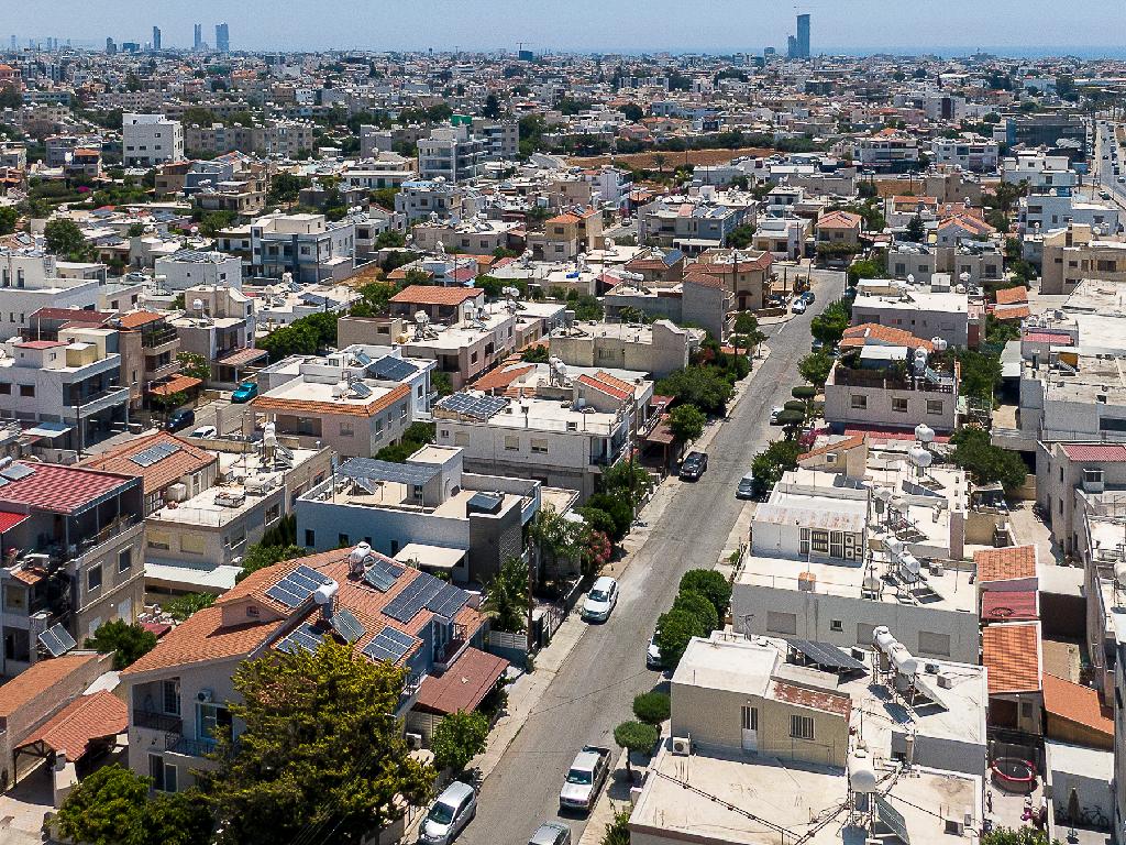 &Kappa;&tau;ί&rho;&iota;&omicron; (&Mu;&epsilon;&rho;ί&delta;&iota;&omicron;) - &Kappa;ά&tau;&omega; &Pi;&omicron;&lambda;&epsilon;&mu;ί&delta;&iota;&alpha;, &Lambda;&epsilon;&mu;&epsilon;&sigma;ό&sigmaf;