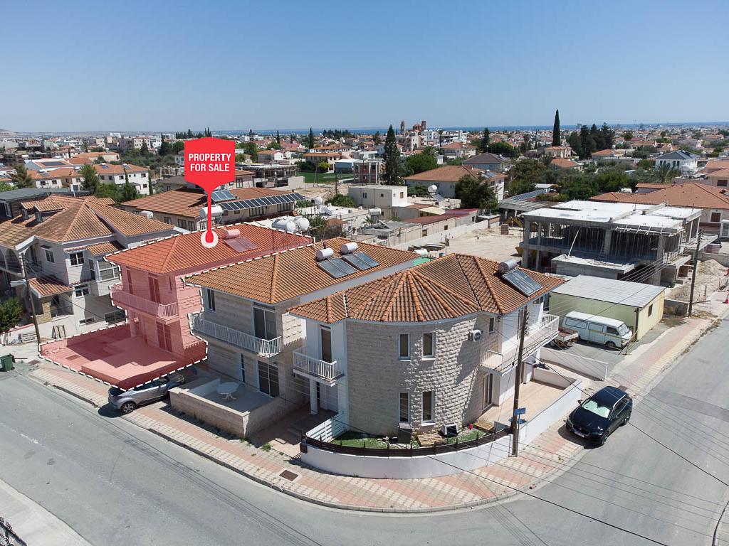 Detached house-Agios Amvrosios-PR34608