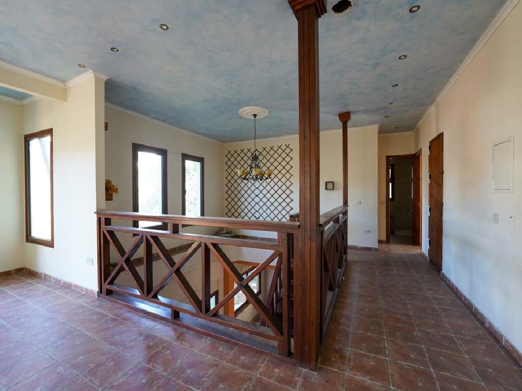 Detached house-Strovolos-PR32177