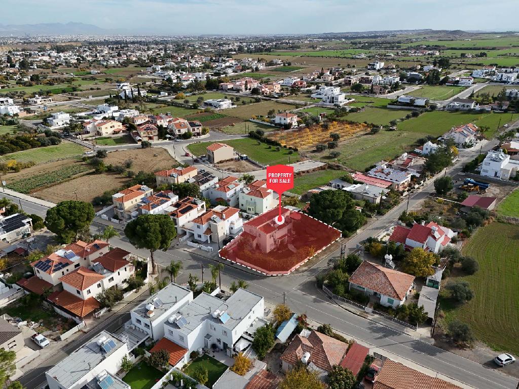 Detached house-Palodeia-PR37194