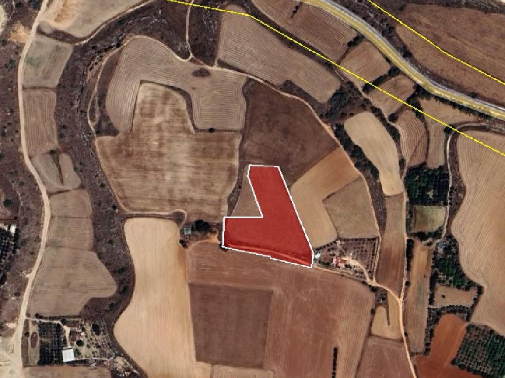 Field-Avgorou-PR13820