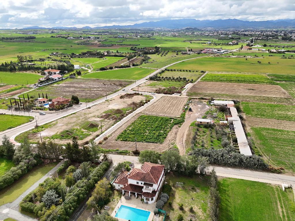 Field-Pano Deftera-PR39898