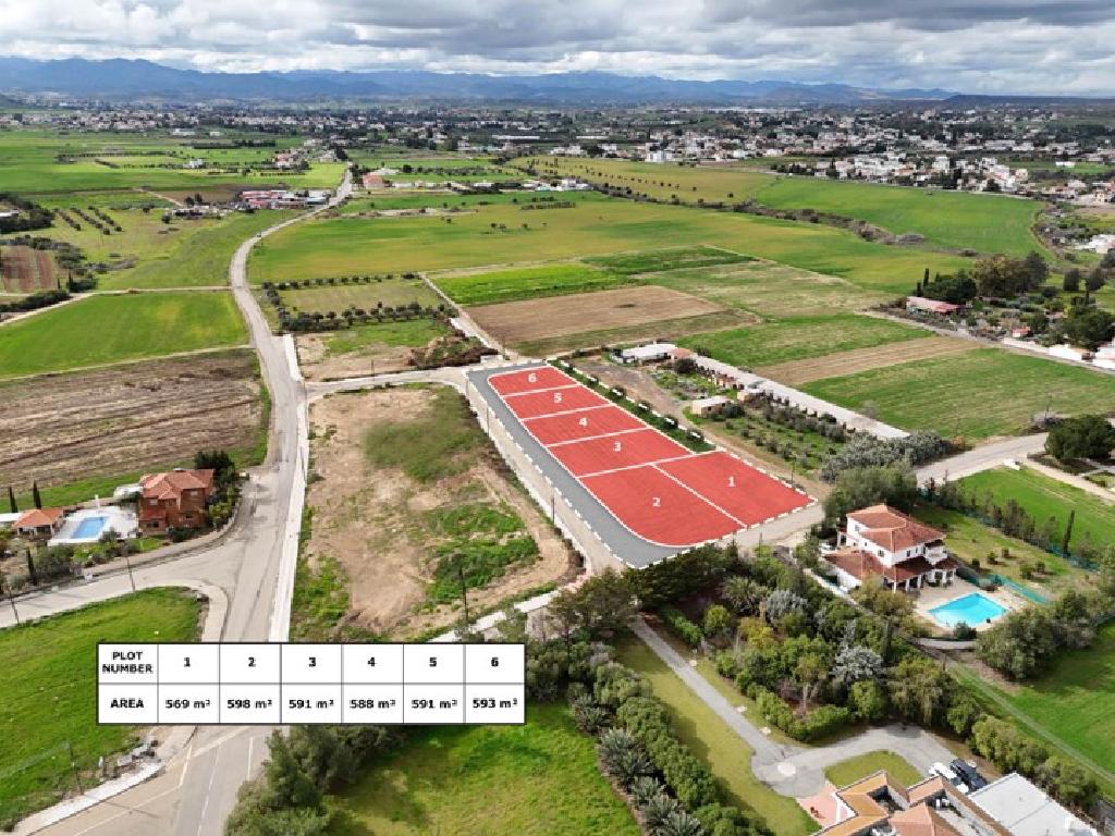 Field - Pano Deftera, Nicosia