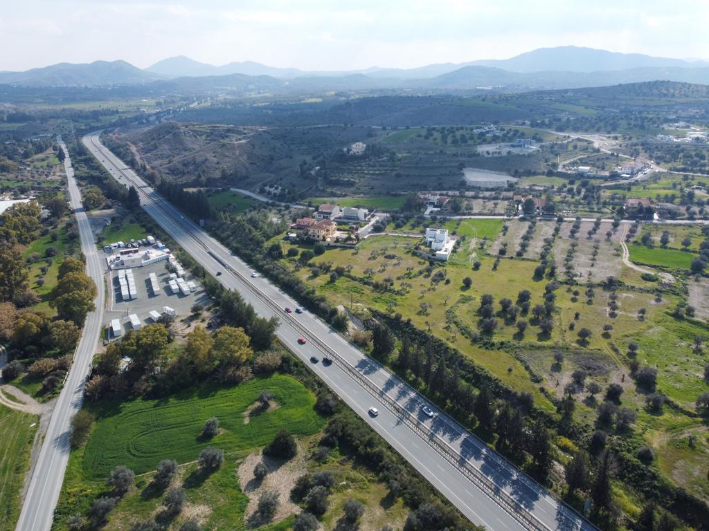 Field - Alambra, Nicosia