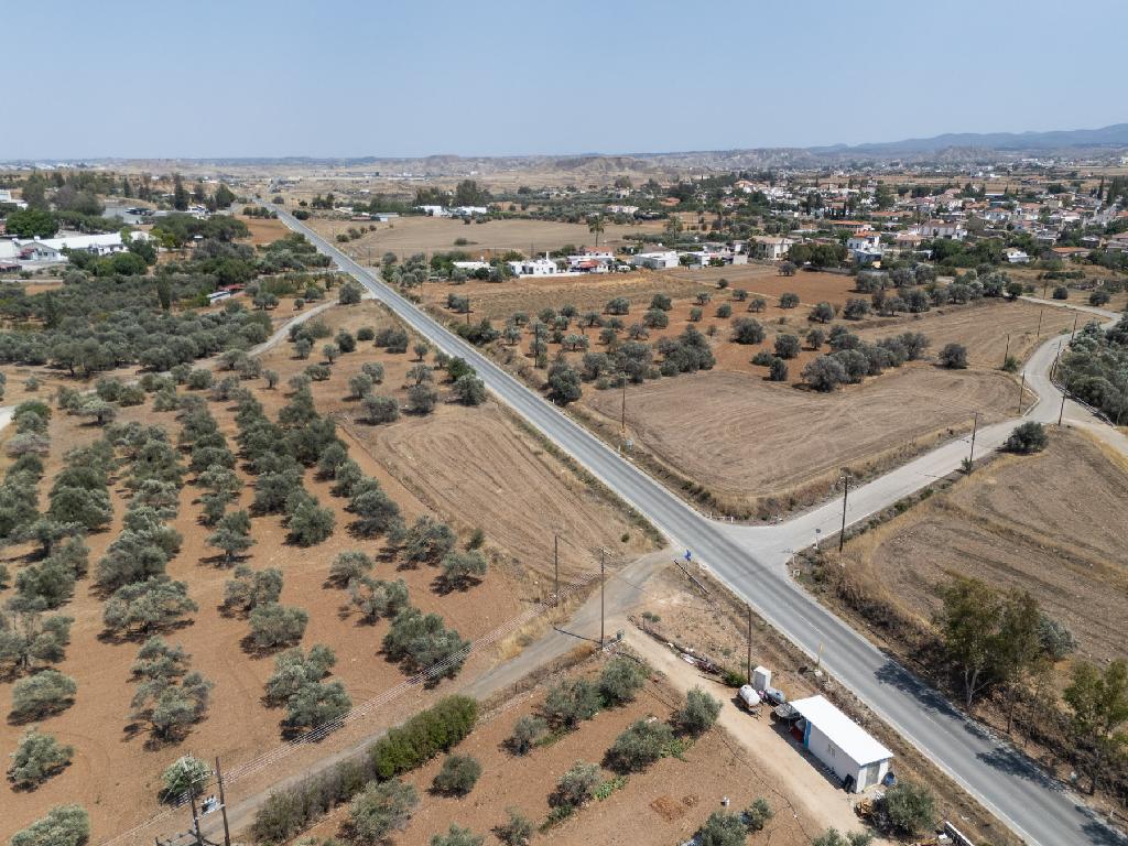 Field-Agios Ioannis-PR39567