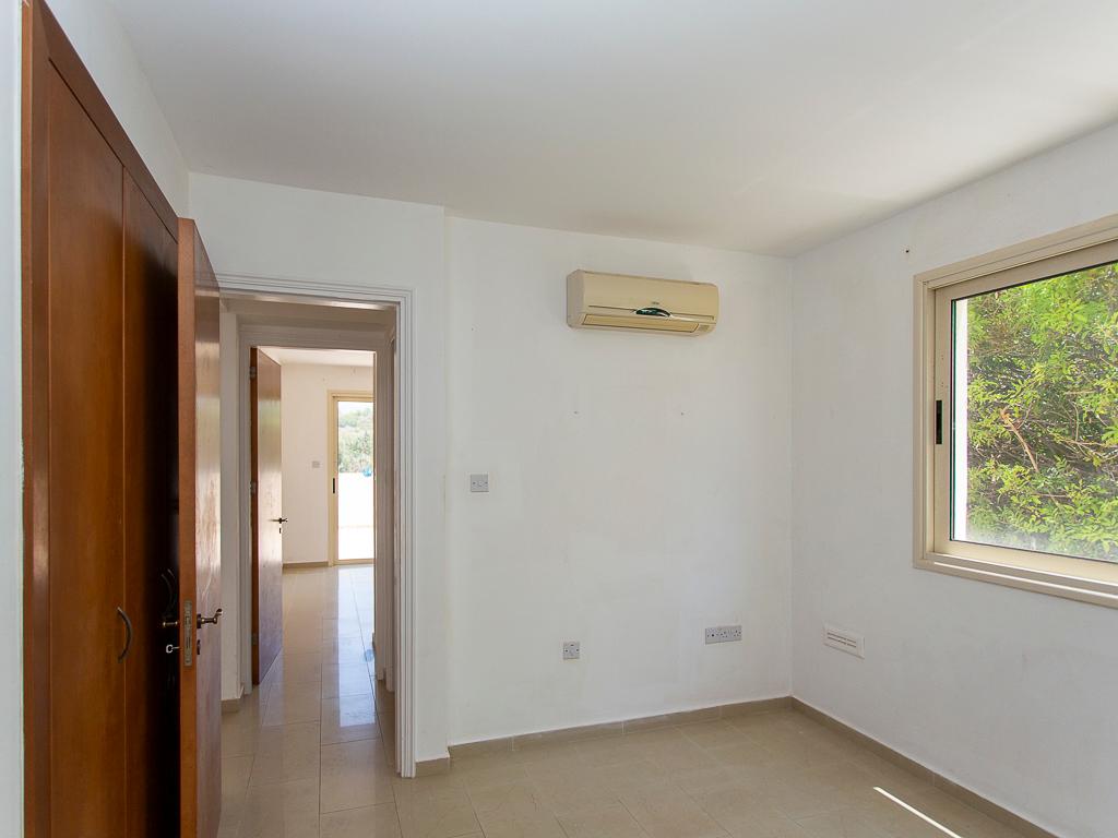 Flat-Pegeia-PR42700