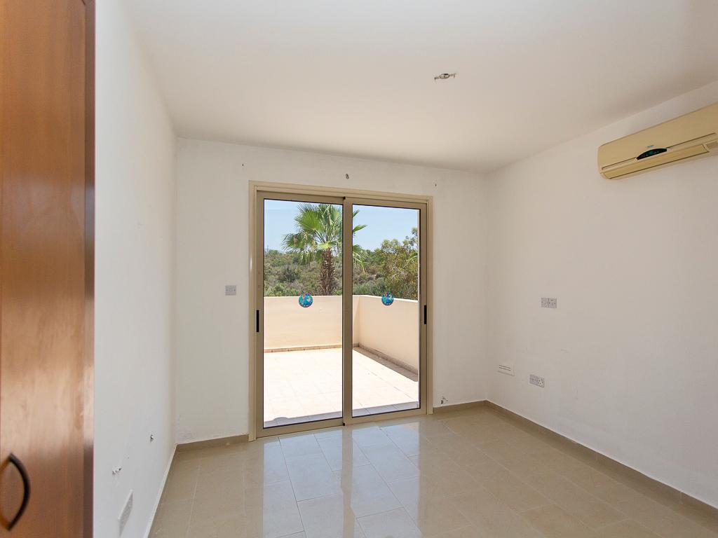 Flat-Pegeia-PR42700