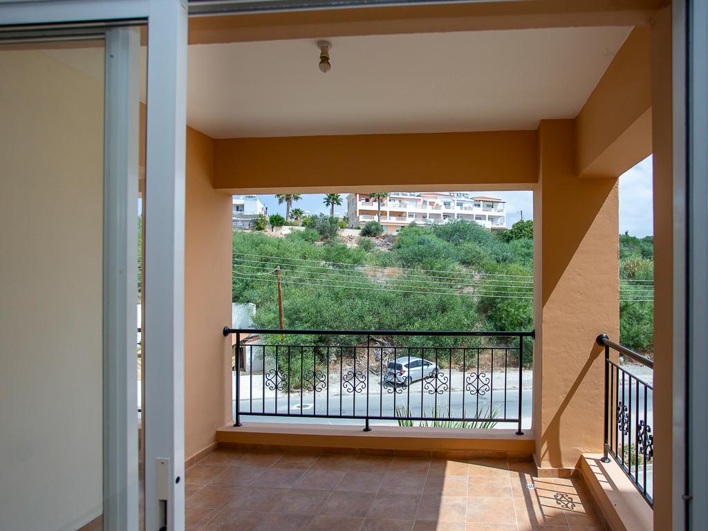 Flat-Chlorakas-PR42695