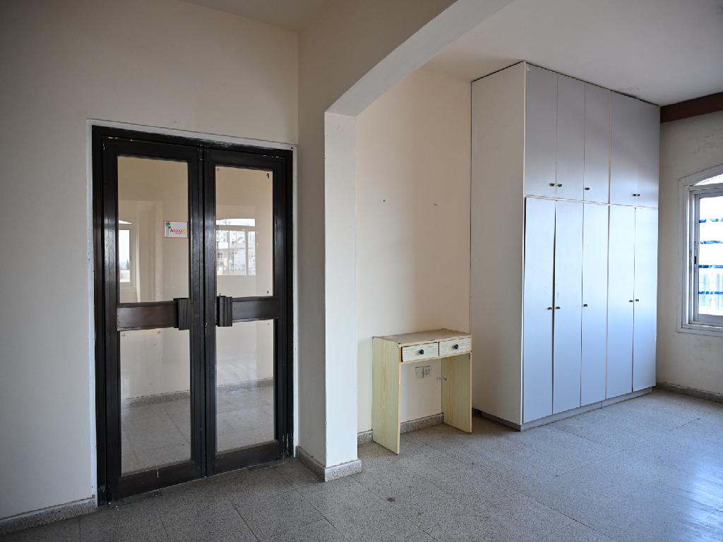 Κτίριο Μικτής Χρήσης-Παραλίμνι-CP10162