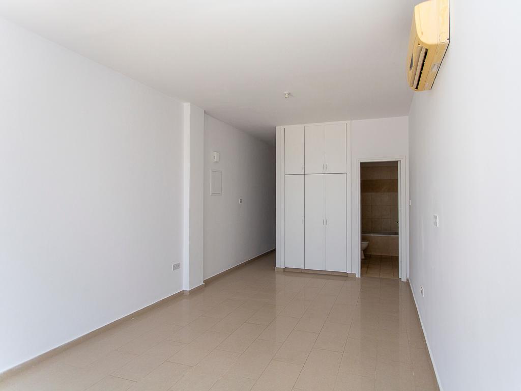 Flat-Pegeia-PR43049