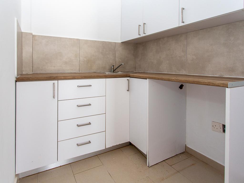 Flat-Pegeia-PR43049