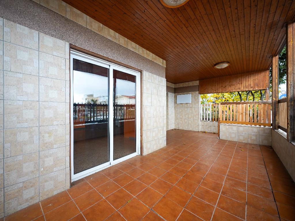 &Kappa;&alpha;&tau;&omicron;&iota;&kappa;ί&alpha;  - &Lambda;&alpha;&kappa;&alpha;&tau;ά&mu;&epsilon;&iota;&alpha;, &Lambda;&epsilon;&upsilon;&kappa;&omega;&sigma;ί&alpha;