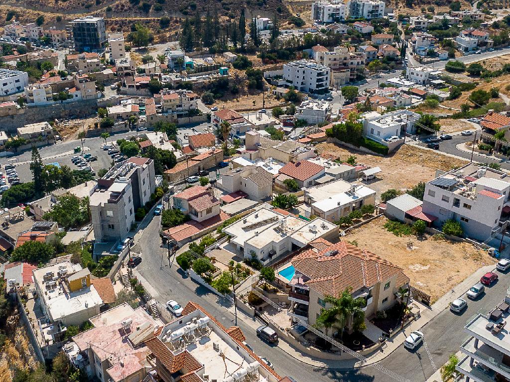 Two-storey building (share) - Germasogeia, Limassol