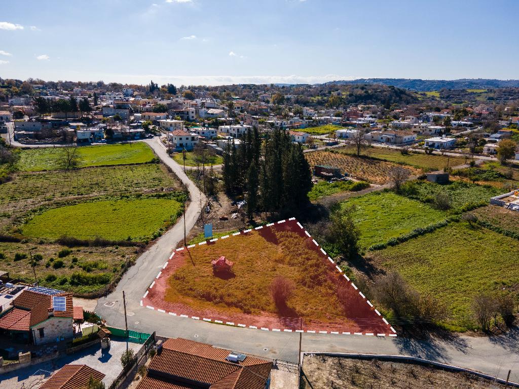 Field-Polemi-PR11756