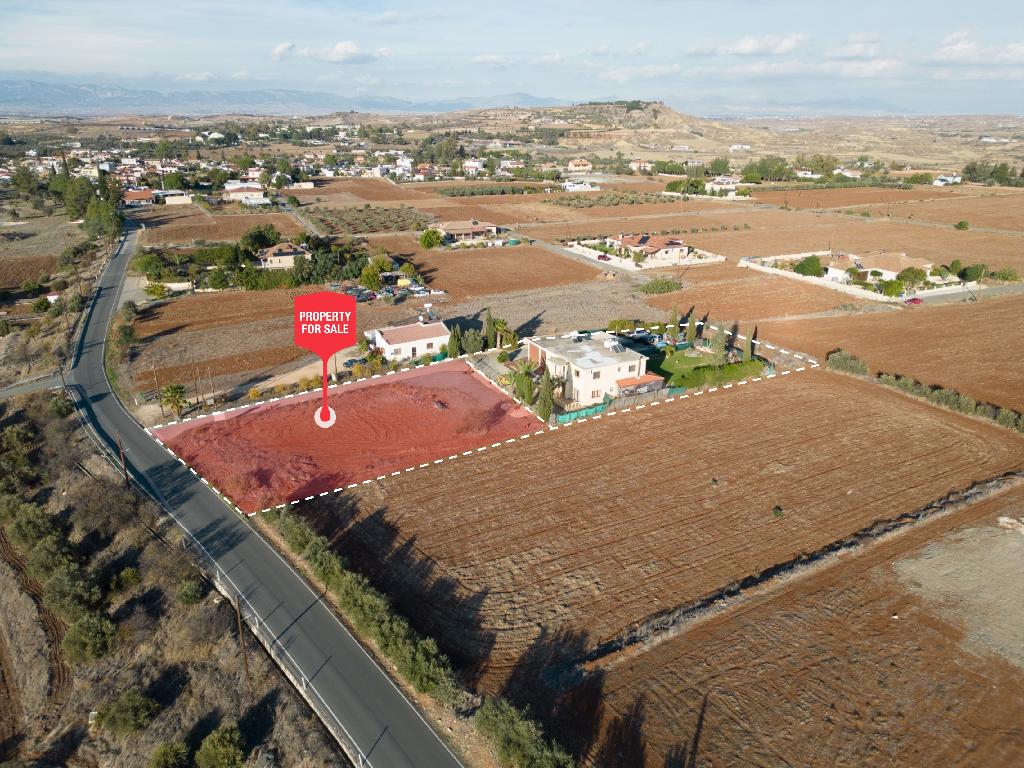 Field-Agios Ioannis-PR36607