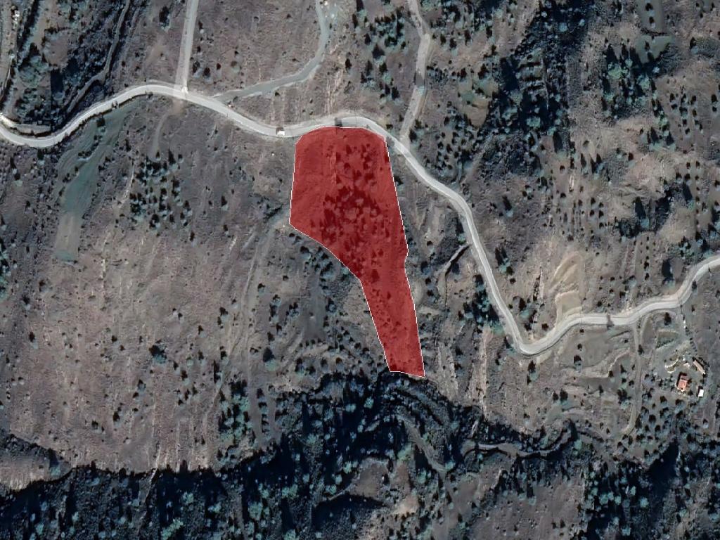 Field - Kapedes, Nicosia