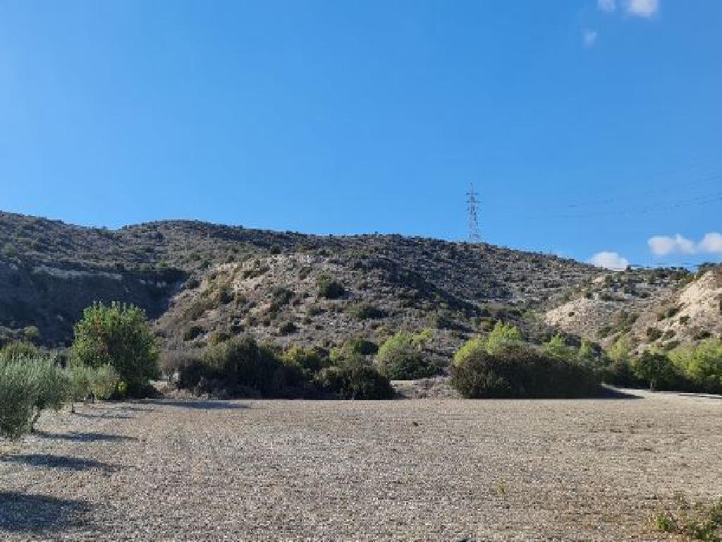 Field-Monagroulli-PR39430