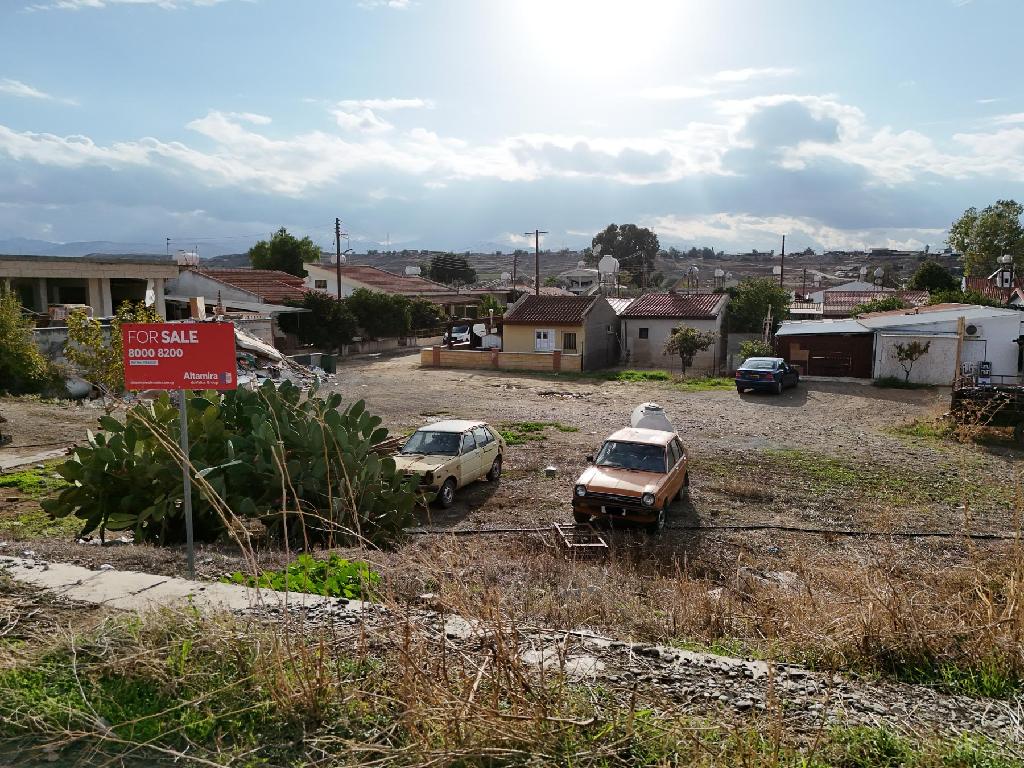 &Chi;&omega;&rho;ά&phi;&iota; - &Alpha;&kappa;ά&kappa;&iota;, &Lambda;&epsilon;&upsilon;&kappa;&omega;&sigma;ί&alpha;