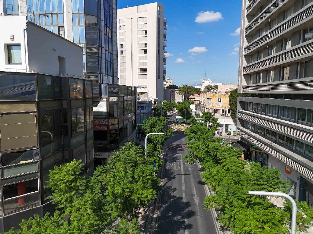 Shop - Tripiotis, Nicosia