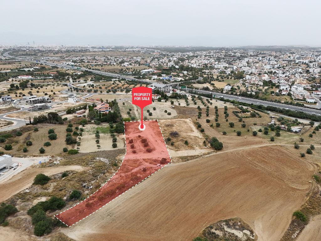 Field-Latsia-PR39501