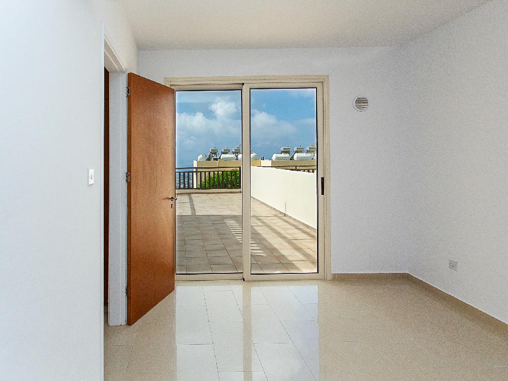 Flat-Pegeia-PR45514