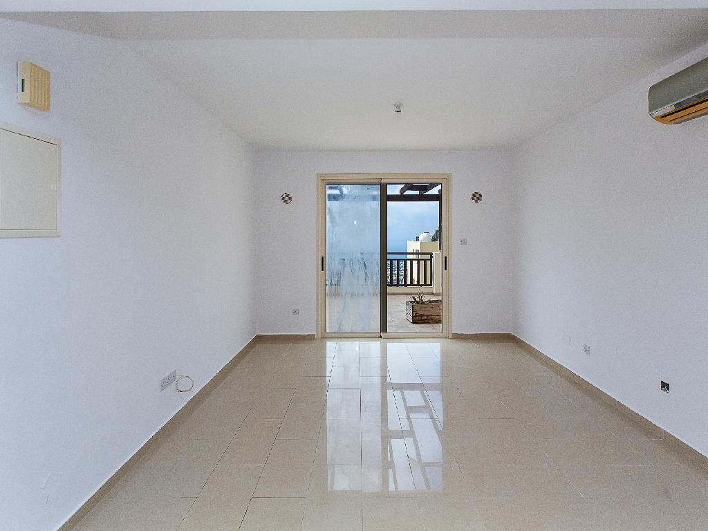 Flat-Pegeia-PR45514