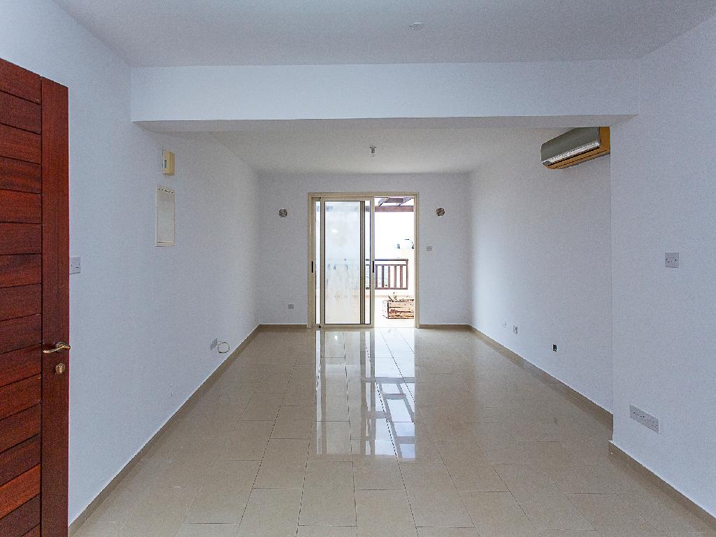 Flat-Pegeia-PR45514