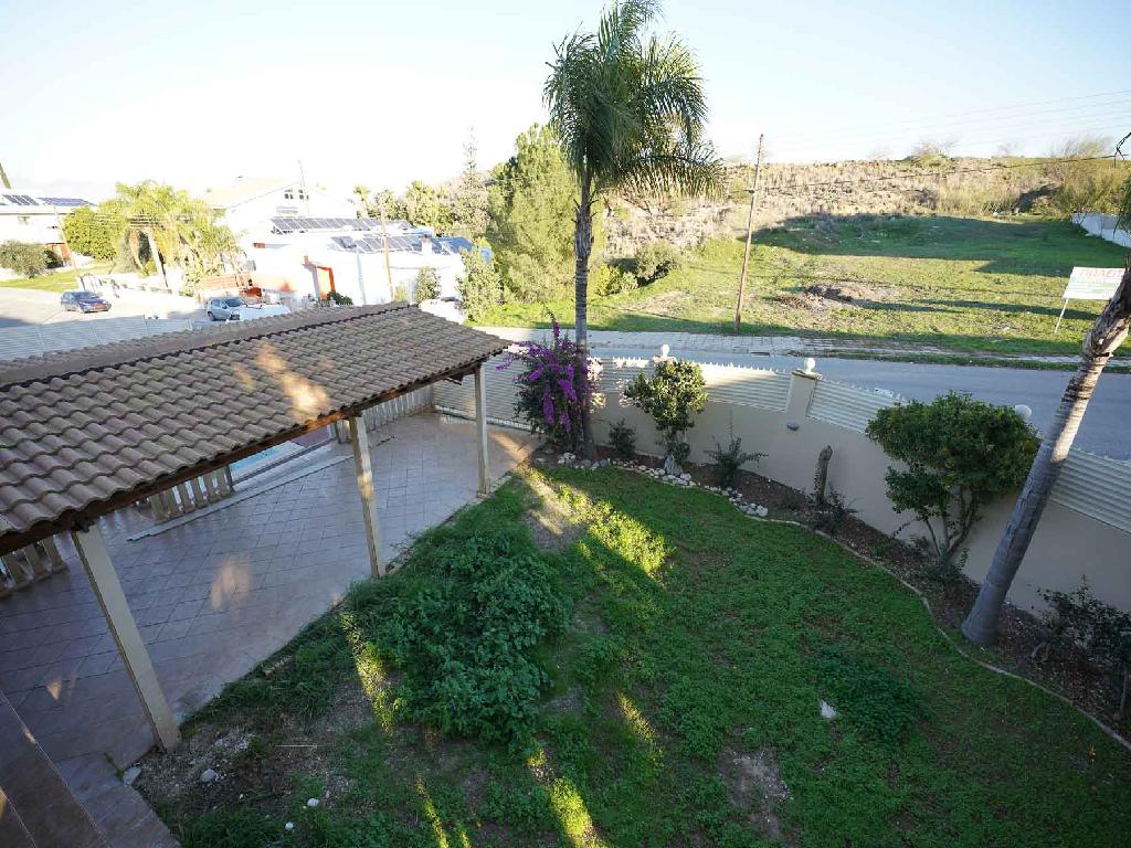 Detached house-Tseri-CP10036
