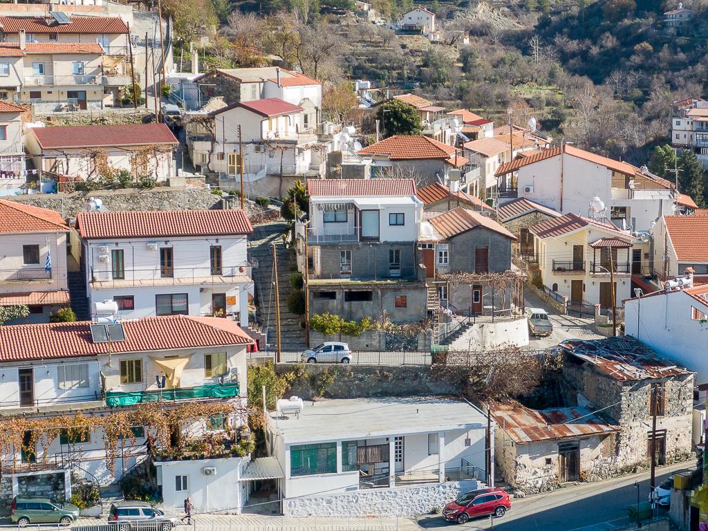 K&alpha;&tau;&omicron;&iota;&kappa;ί&alpha; - &Alpha;&gamma;&rho;ό&sigmaf;, &Lambda;&epsilon;&mu;&epsilon;&sigma;ό&sigmaf;