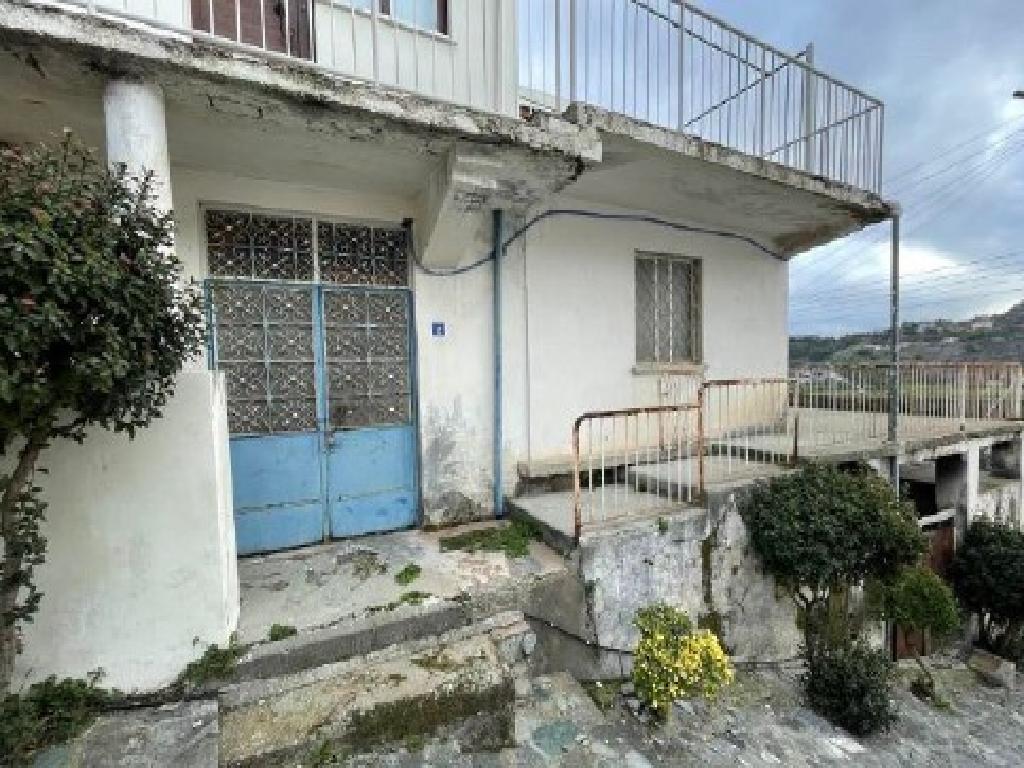 House- &Alpha;gros, Limassol