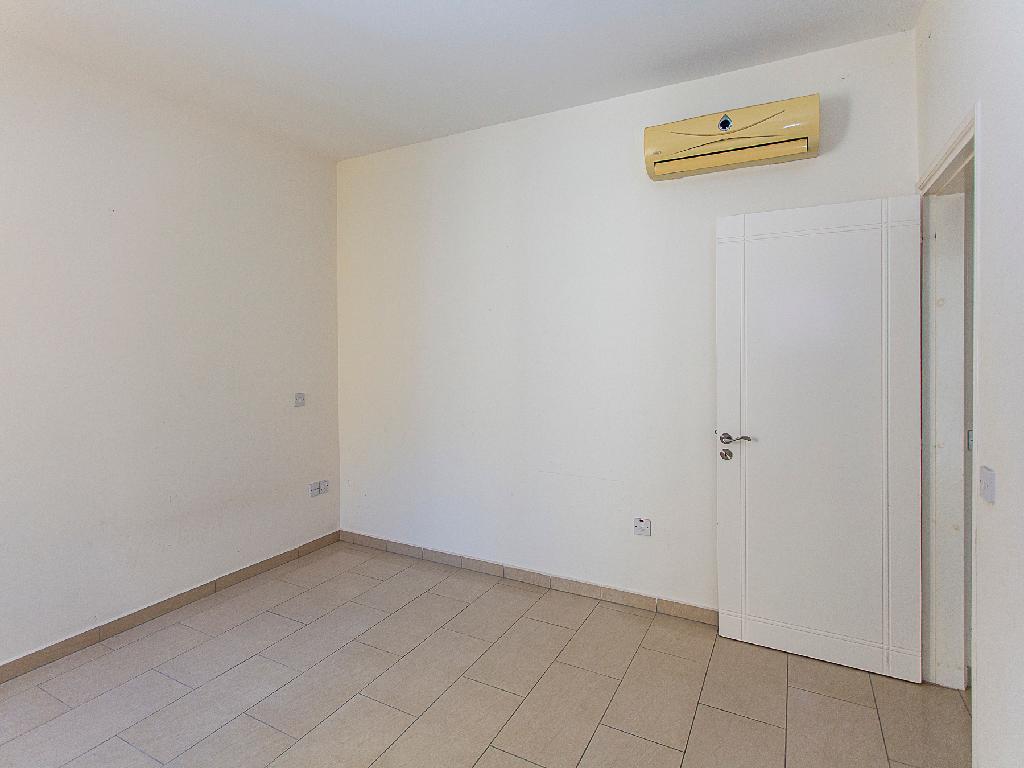 Flat-Pegeia-PR46290