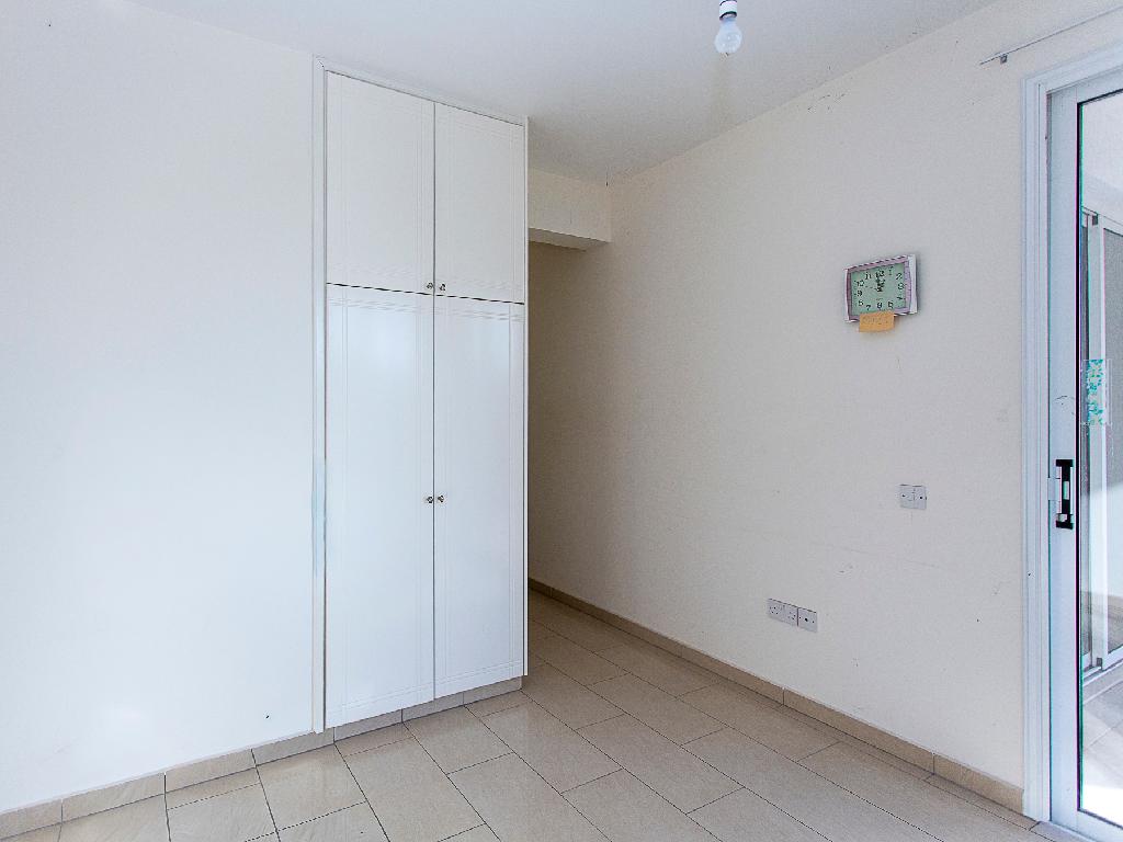 Flat-Pegeia-PR46290