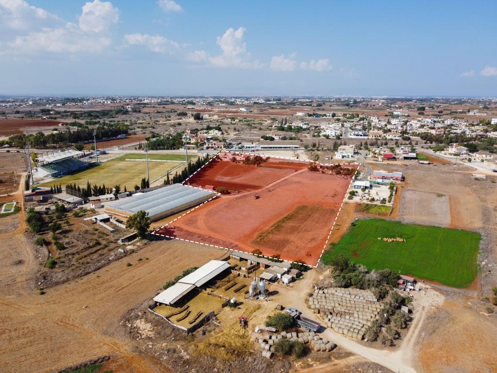 Field-Sotira-PR37273