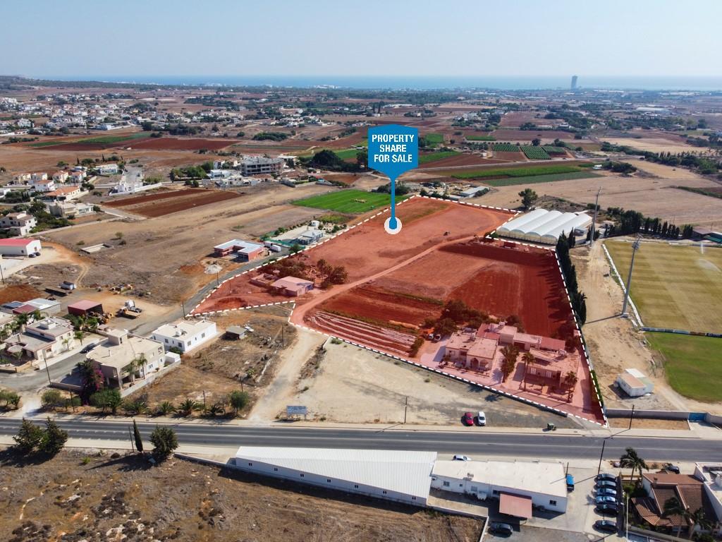 Field-Sotira-PR37273