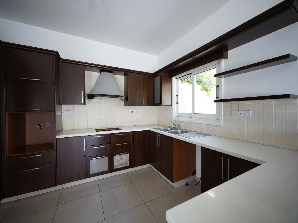 Detached house-Lakatameia-PR40715