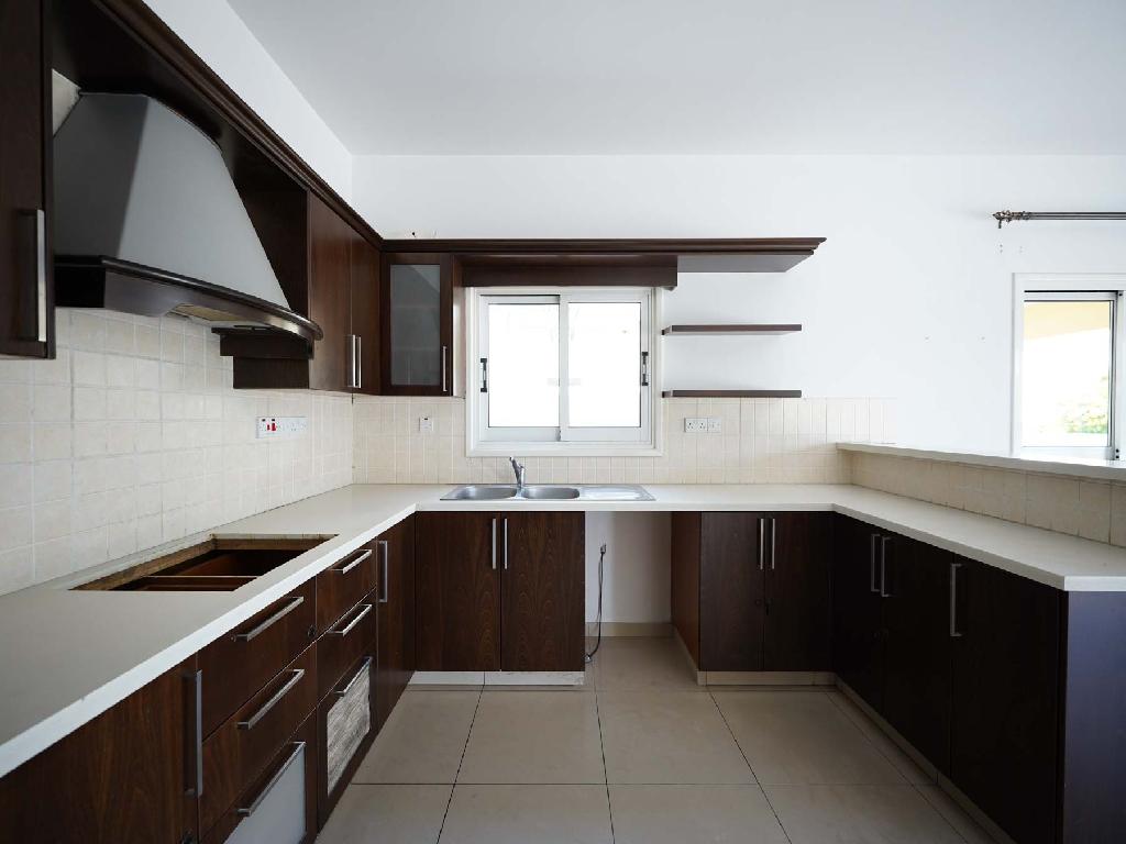 Detached house-Lakatameia-PR40715