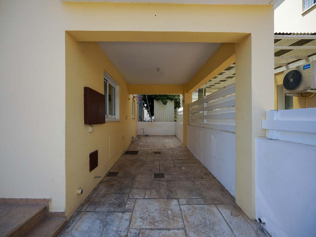 Detached house-Lakatameia-PR40715