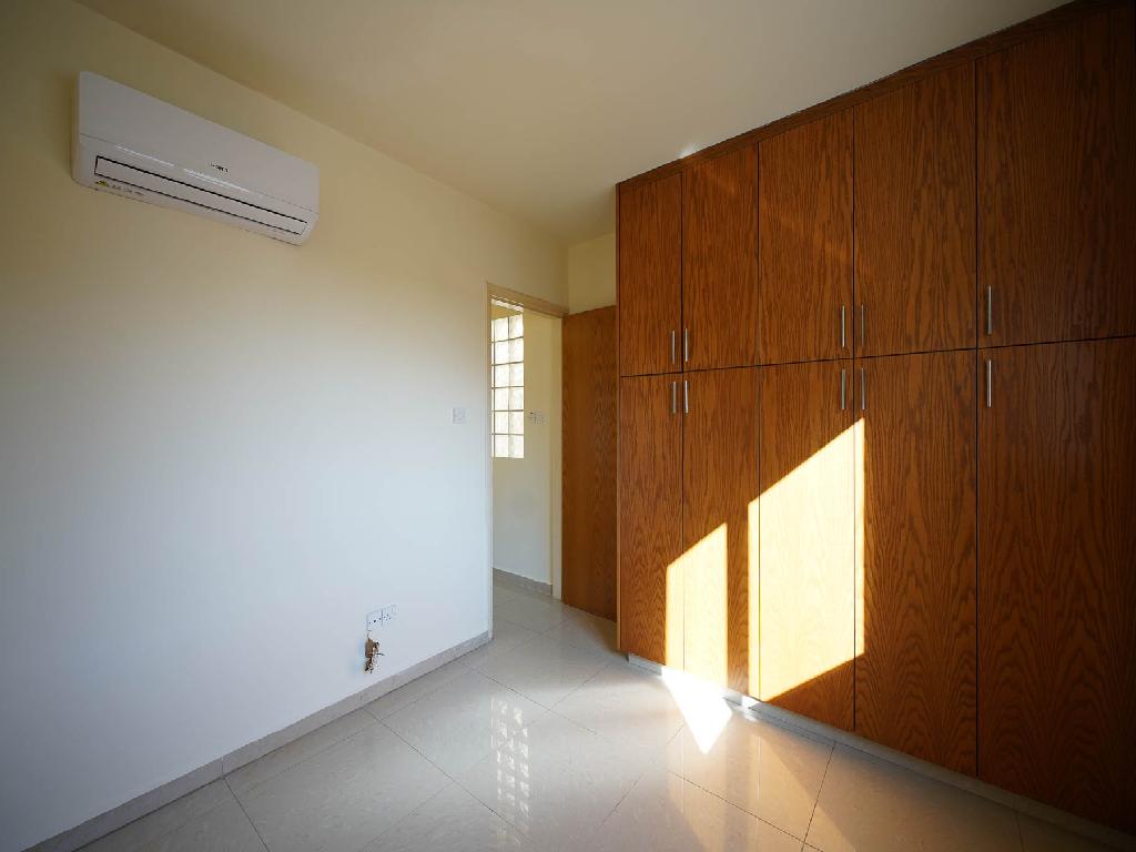 Flat-Lakatameia-PR44478