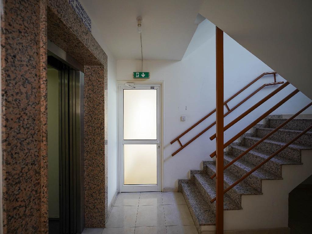 Flat-Lakatameia-PR44478