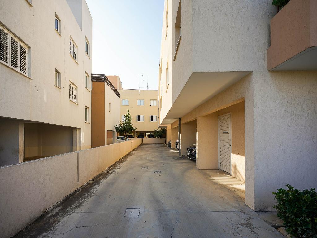 Flat-Lakatameia-PR44478