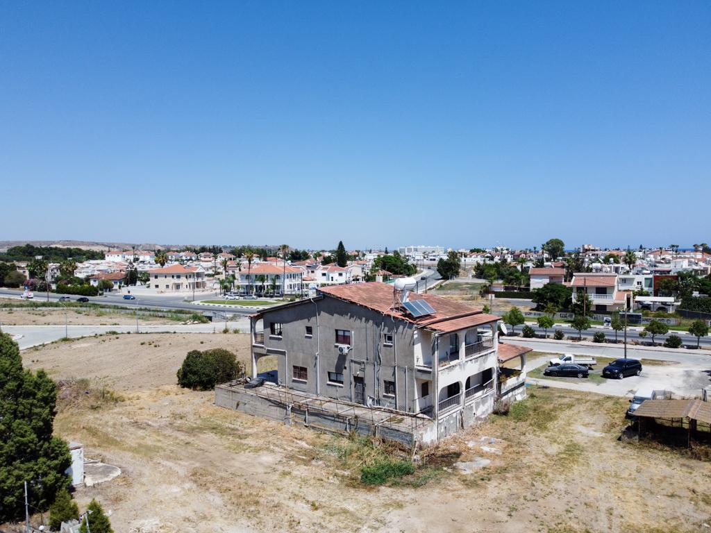 Detached house-Pyla-PR35350