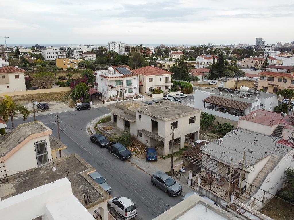 Detached house-Livadia-PR42357