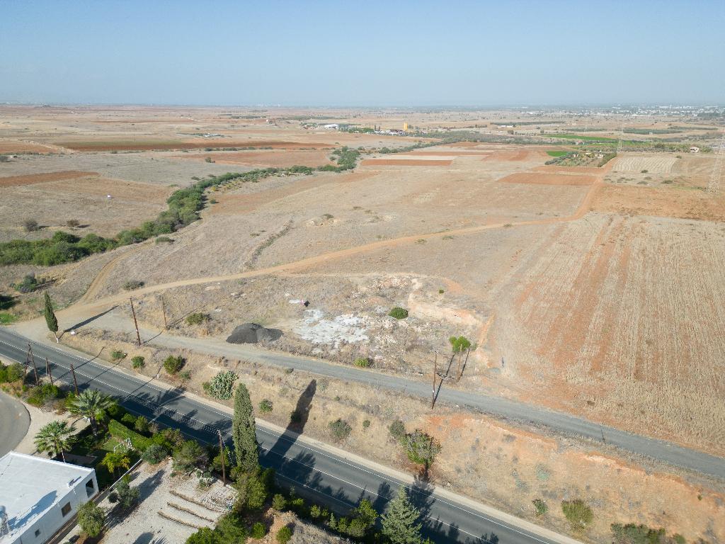 Field - Astromeritis, Nicosia