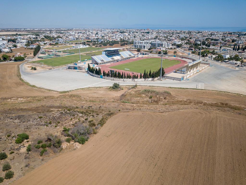 Field-Paralimni-PR39335