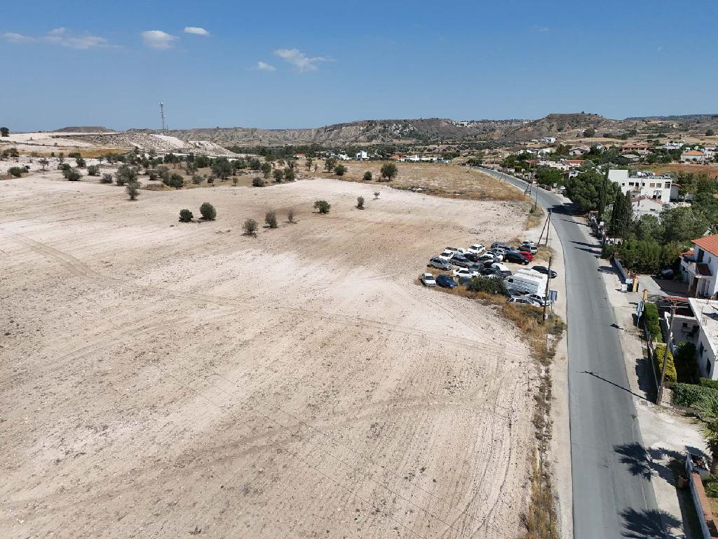 Field - Malounta, Nicosia