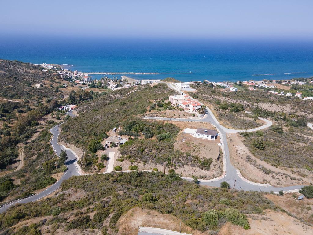 Field-Kato Pyrgos-PR33693