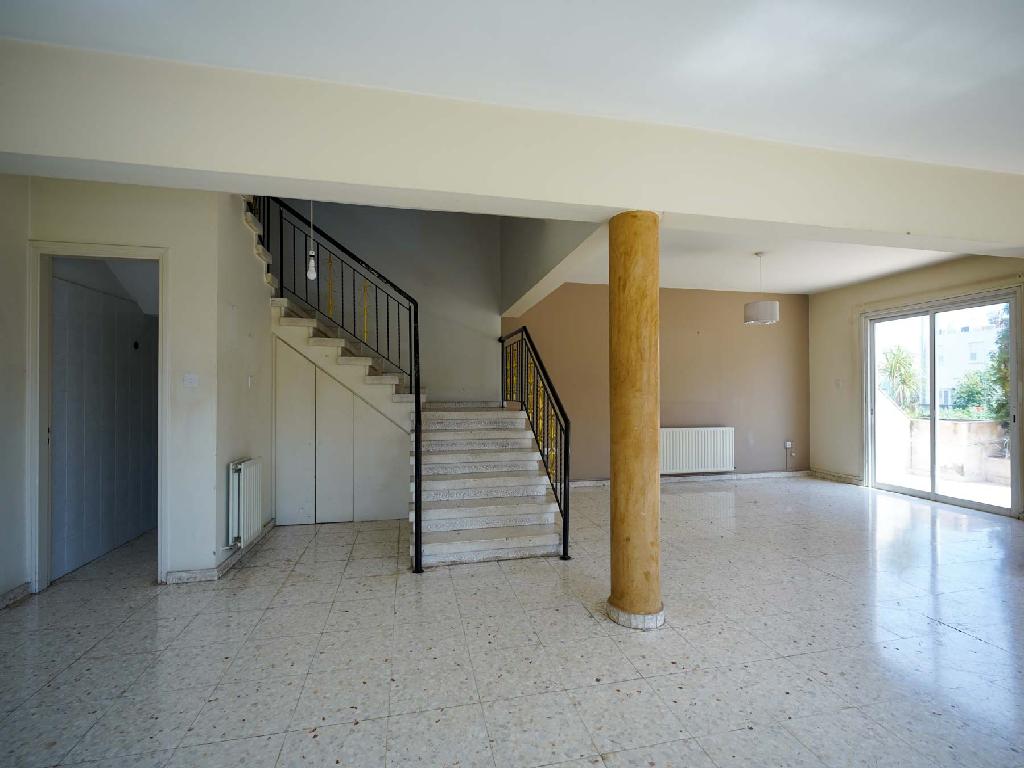 Semidetached house-Egkomi-PR42512